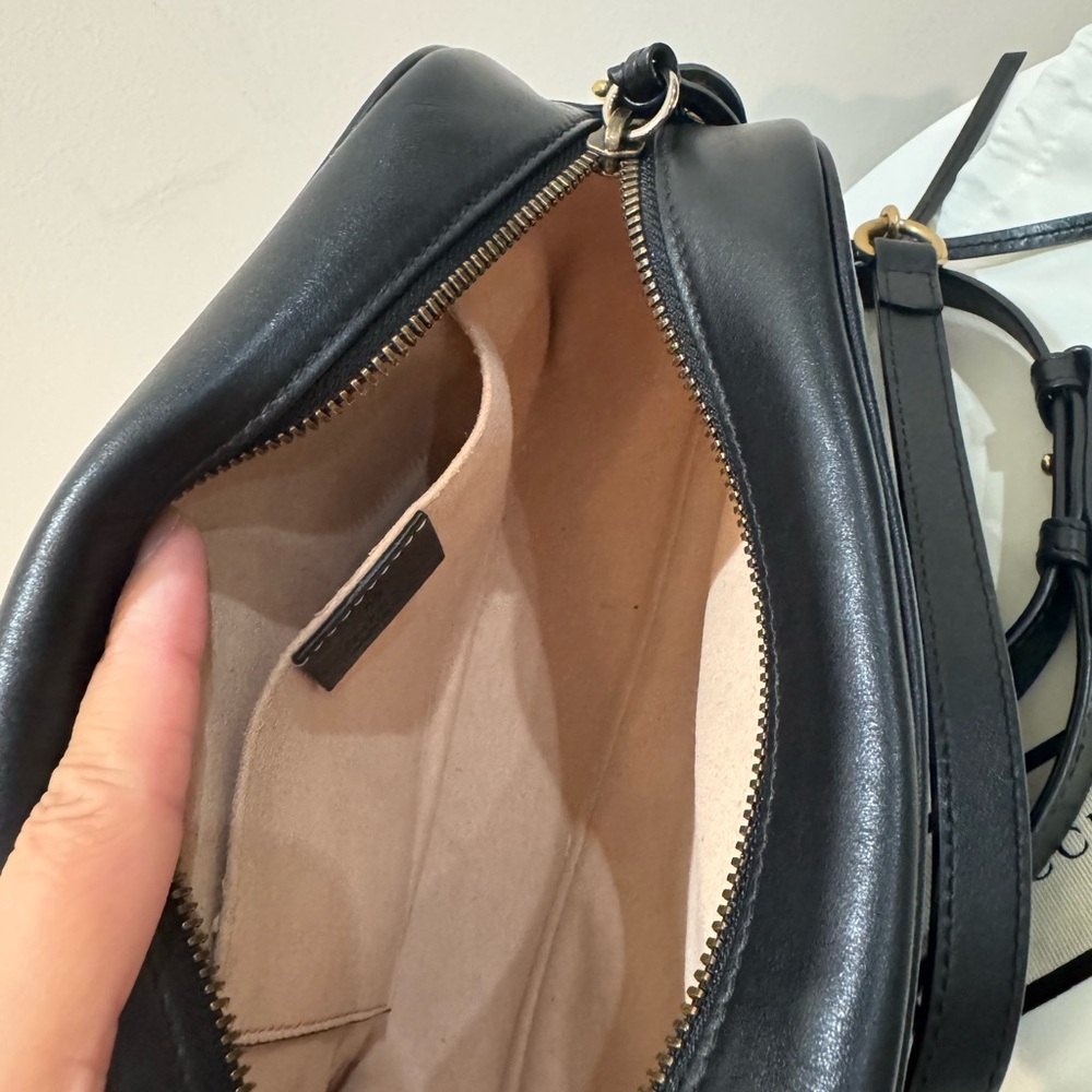 GG Marmont small camera bag - Picture 4 of 13